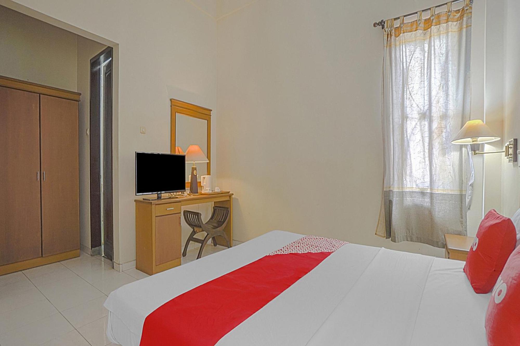 Oyo Life 90589 Palem Garden Hotel Tulungagung Exteriör bild