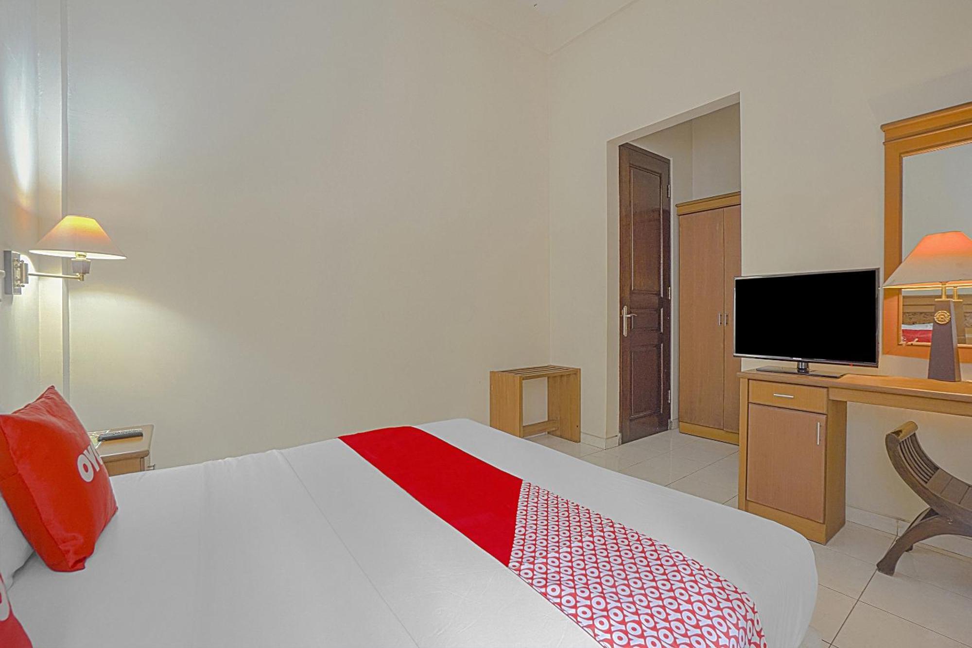 Oyo Life 90589 Palem Garden Hotel Tulungagung Exteriör bild