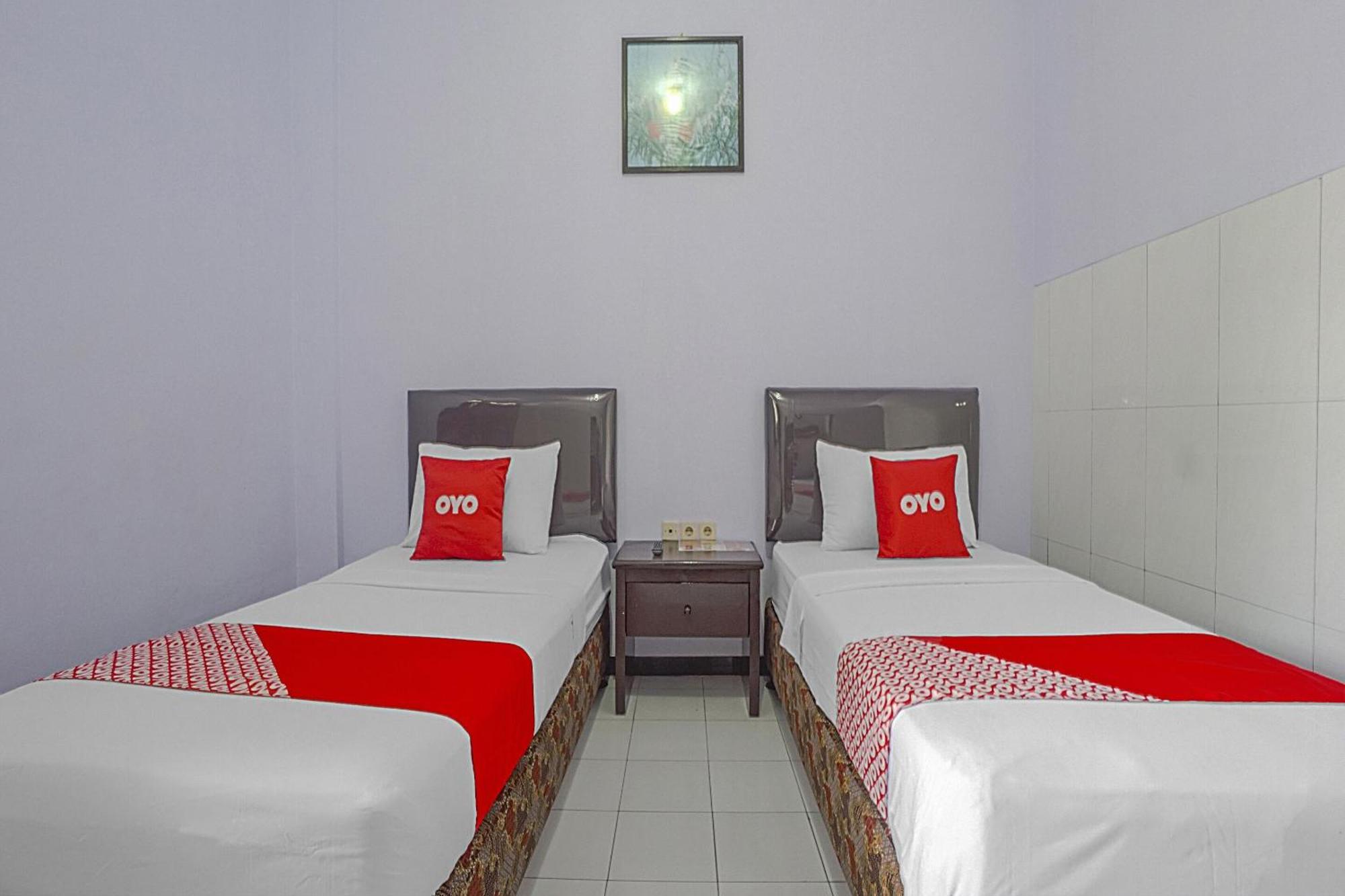 Oyo Life 90589 Palem Garden Hotel Tulungagung Exteriör bild