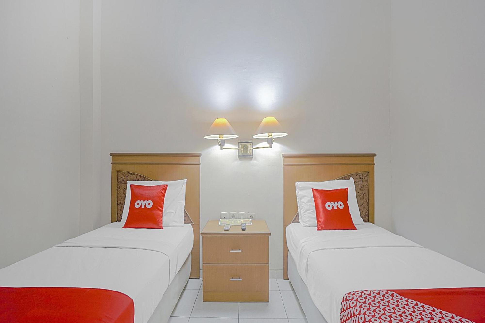 Oyo Life 90589 Palem Garden Hotel Tulungagung Exteriör bild