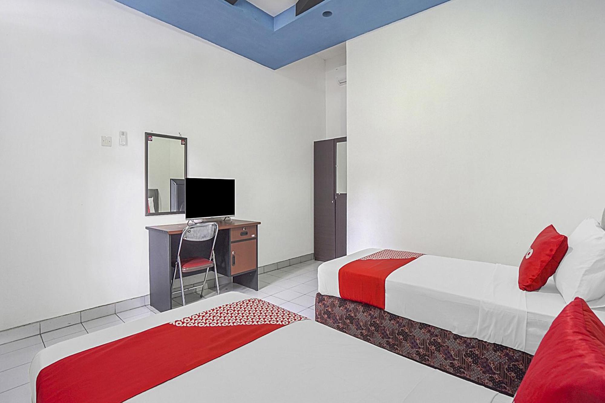 Oyo Life 90589 Palem Garden Hotel Tulungagung Exteriör bild