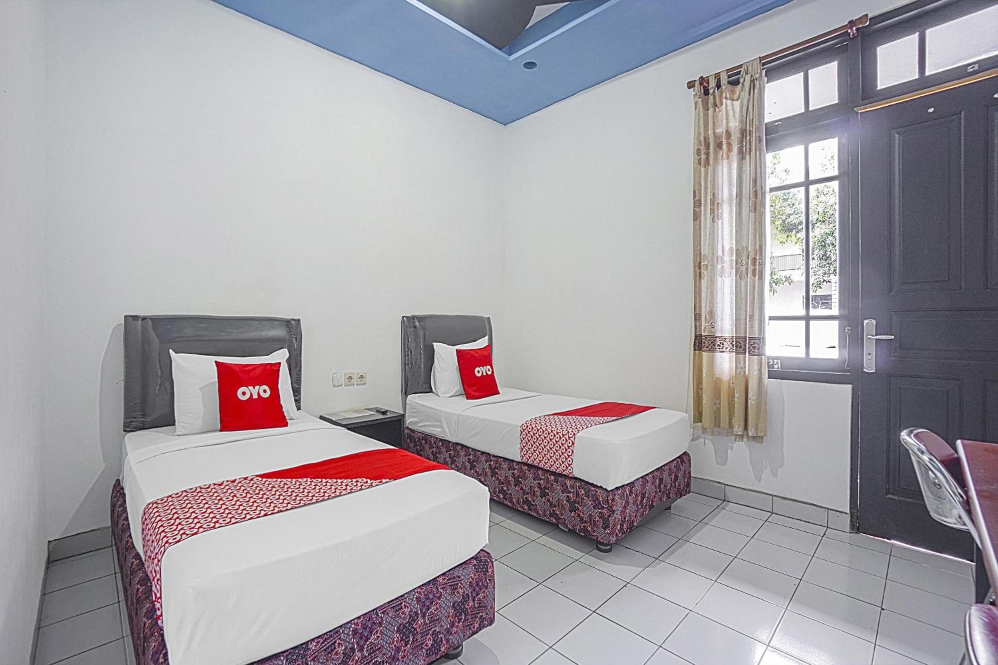 Oyo Life 90589 Palem Garden Hotel Tulungagung Exteriör bild